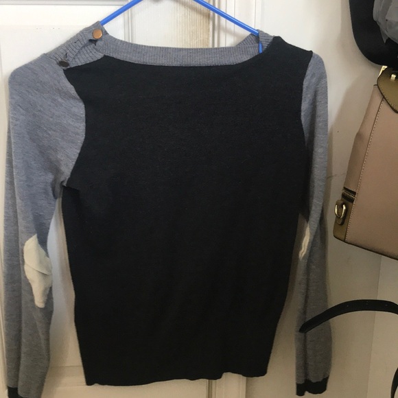 two tone long sleeve - Picture 3 of 3